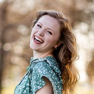 Meet your Posher, Meagan